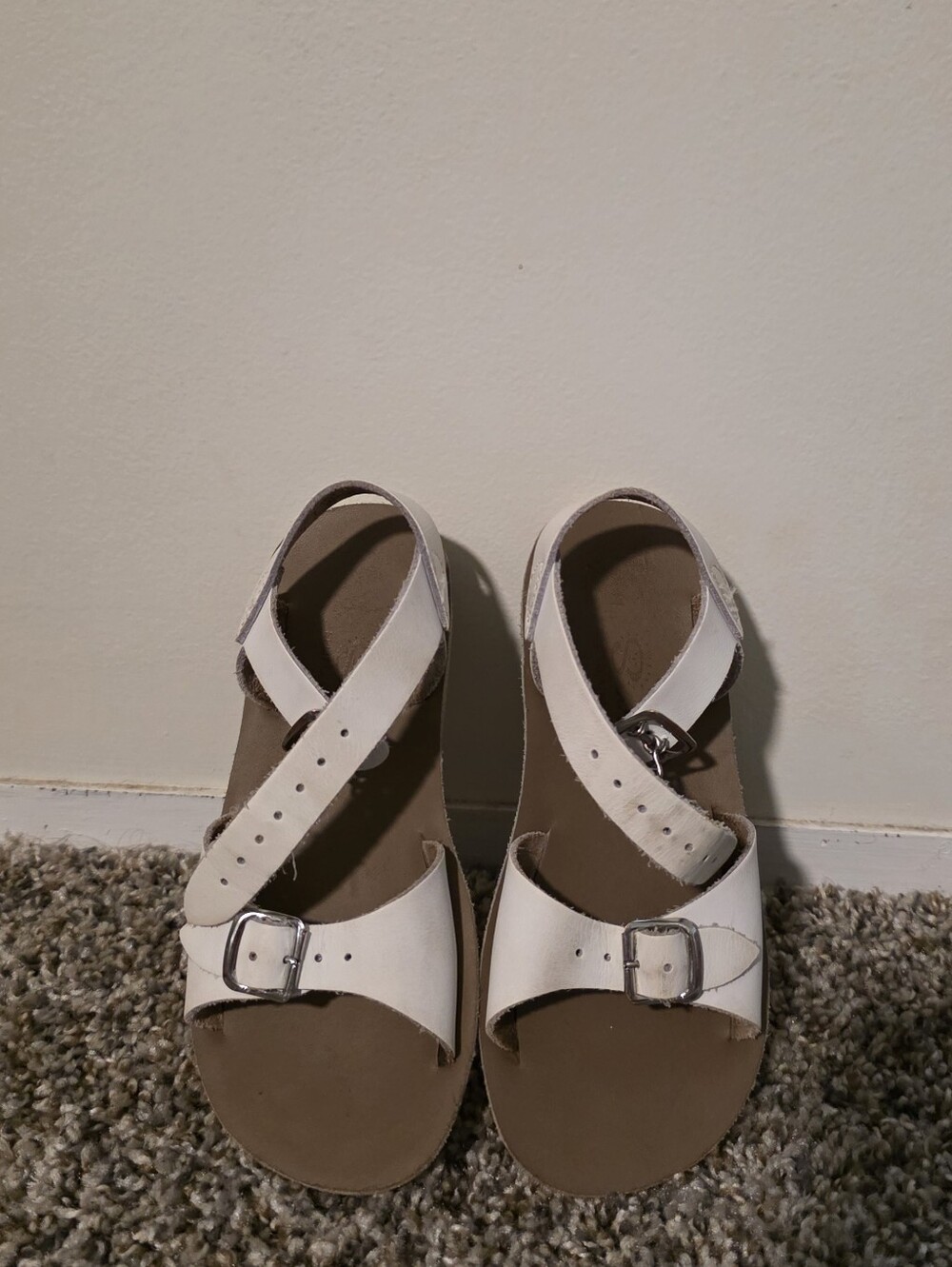 White Sun-Sans Surfer Buckle Sandals, Kids Size 11